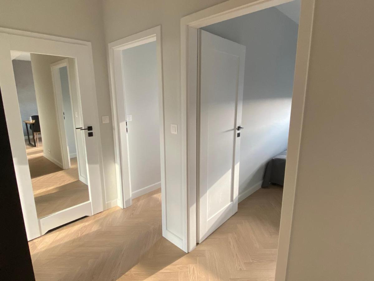 オルシュティンApartament Auroraアパートメント エクステリア 写真